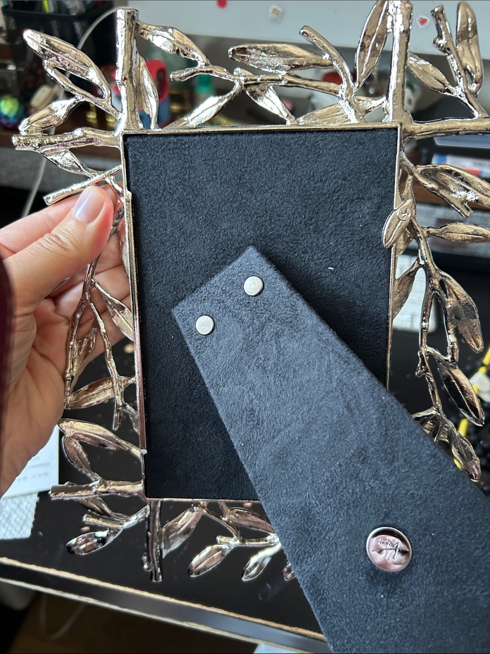Michael Aram Silver Leaf Frame with Botanical Motif - Picture 6 of 7